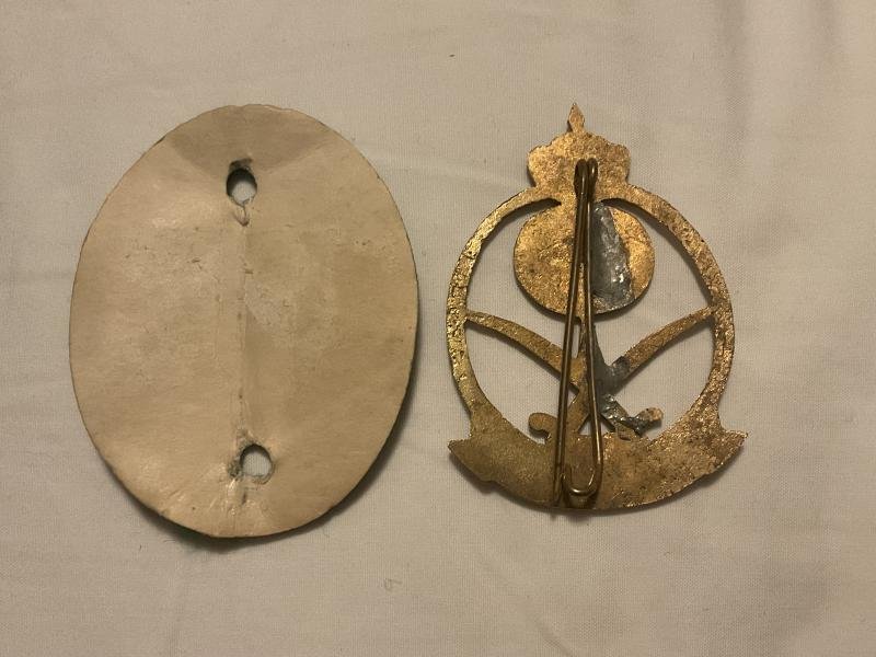 Saudi Arabia Military forces head dress badge. — image 2