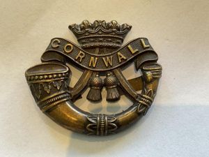 WW1/2 Duke of Cornwalls Light Infantry O.S.D cap badge.