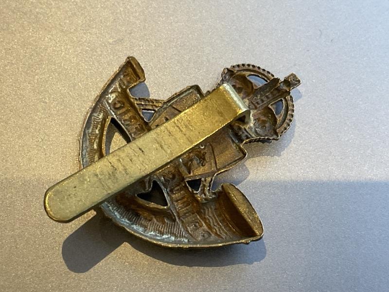 WW2 Durban Light Infantry cap badge. — image 2