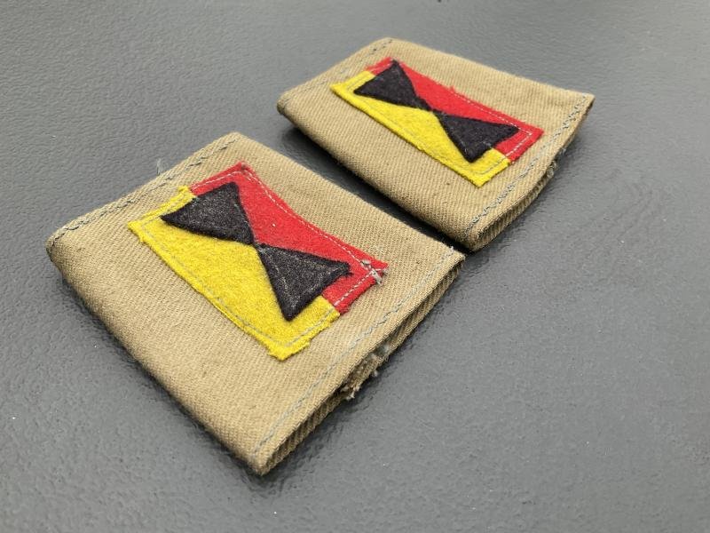 WW2 25th Independent Tank Brigade shoulder slides. — image 2