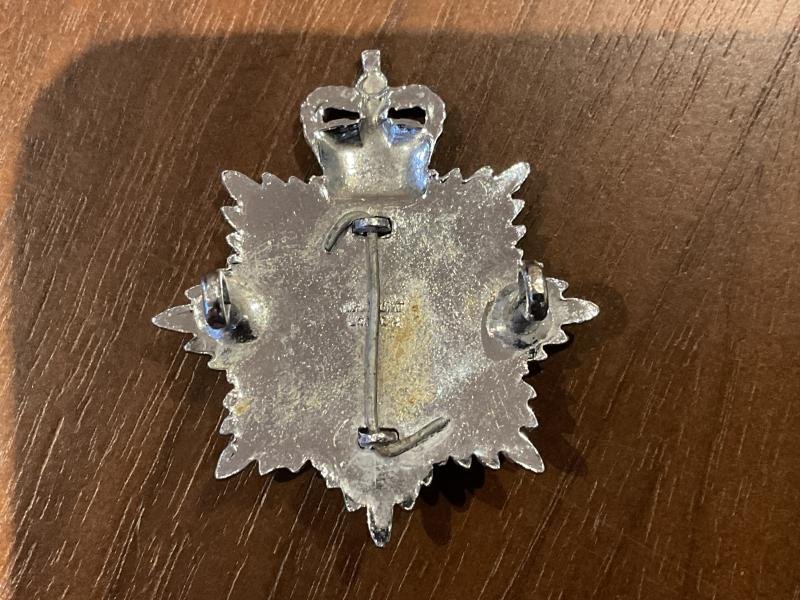 Q/C Air Ministry Fire Service cap badge by Gaunt. — image 2