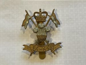 Q/C 9th /12th Hussars other ranks b/m cap badge.