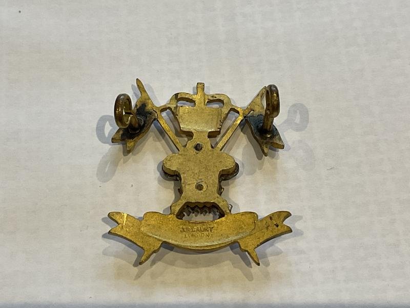 Officers 9th/12th Hussars cap badge by Gaunt. — image 3