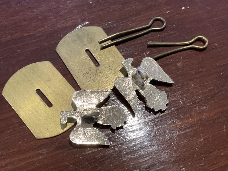 Anodised Essex Regiment collar badges 1954-59 pattern. — image 2