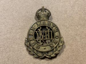 Boer War & WW1 18th Hussars O.S.D cap badge.