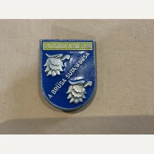 Italian Battaglione Alpini 'Susa' mountain Infantry, beret /breast badge.