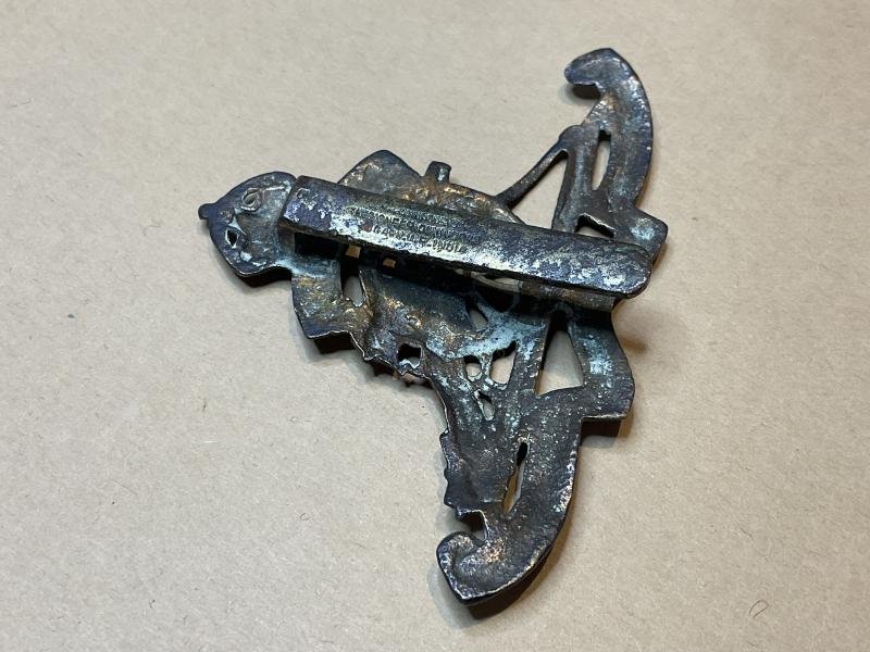 WW2 Royal Artillery cap badge, Indian theatre made. — image 3