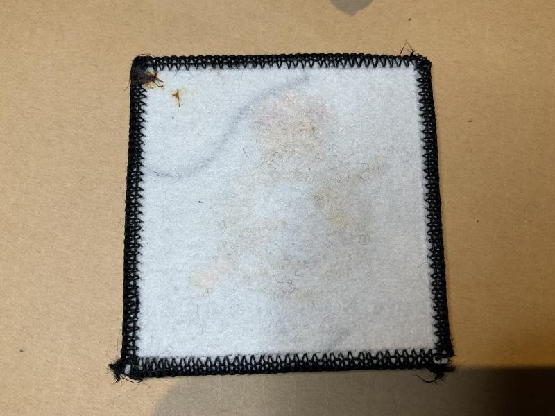 Dorset Yeomanry beret badge or T.R.F cloth badge. — image 2