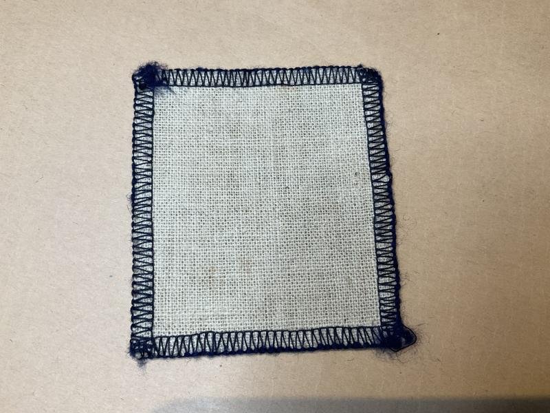 The Queens Regt cloth beret badge, circa 1980-90s — image 2