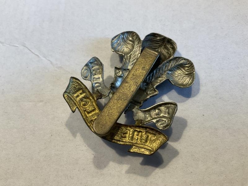 WW2 The Welch Regiment cap badge. — image 2