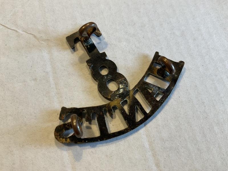 WW1 T/8 HANTS (Isle of Wight Rifles) brass shoulder titles. — image 2