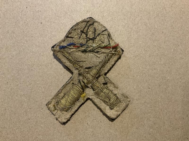 WW1/2 R.N Gunners Mate, No 1 dress sleeve badge. — image 2