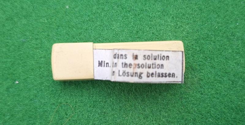 GERMAN ARMY ENGINEERS WATER TESTING SET — image 8