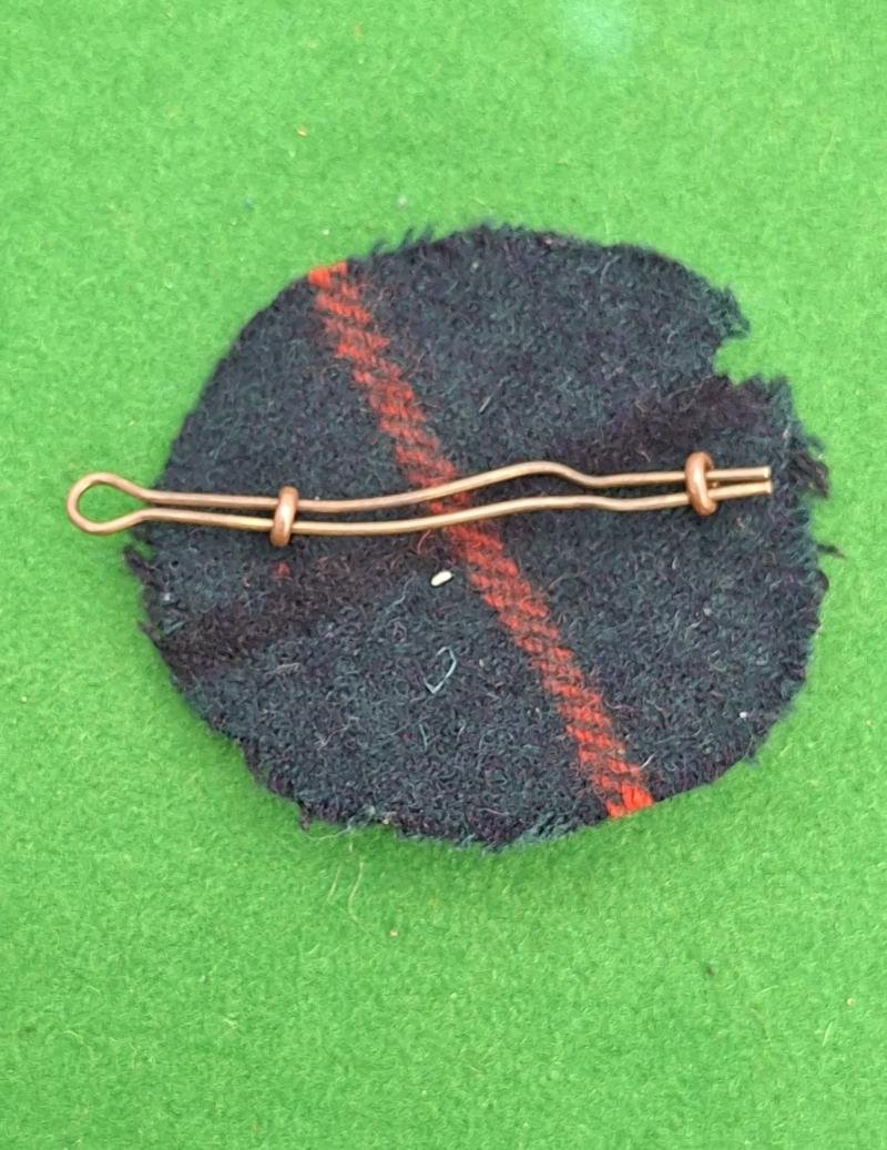 48th CANADIAN HIGHLANDERS CAP BADGE — image 2