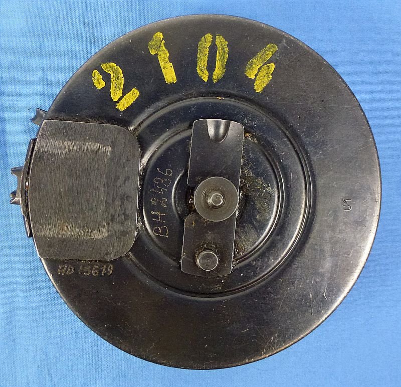 Russian PPSH-41 71 Drum Magazine in Carrying Pouch — image 2