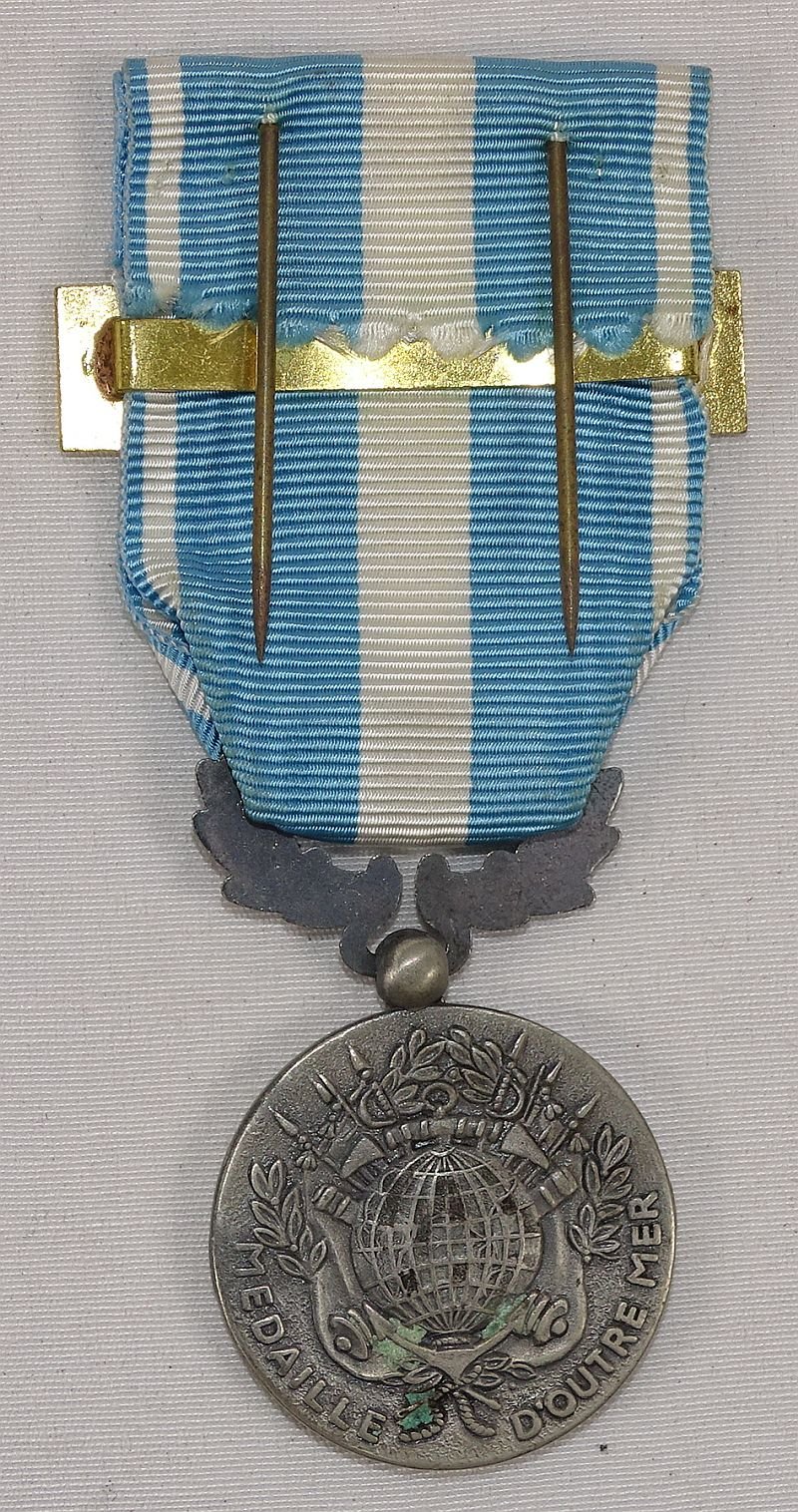 French Overseas Service Medal with 'Liban' (Lebanon) Bar — image 2