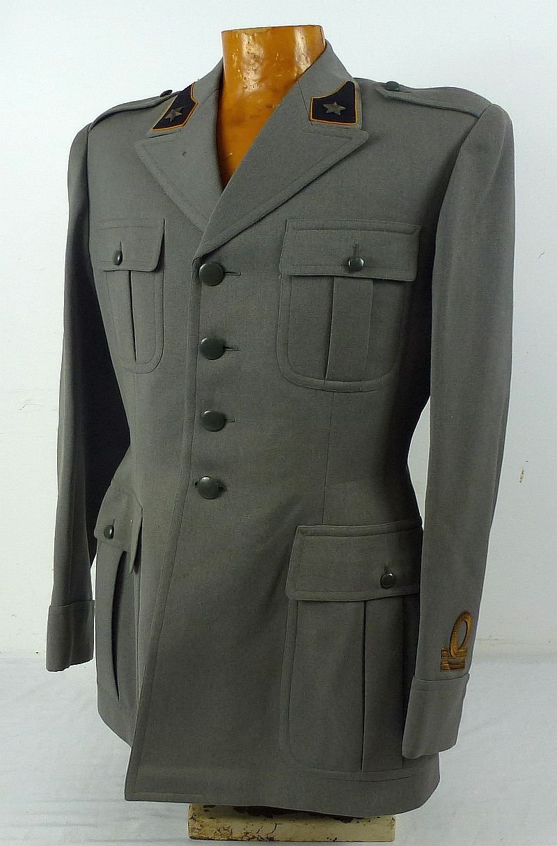 Named 1940 Dated Italian Army Artillery Lieutenant's Tunic — image 4