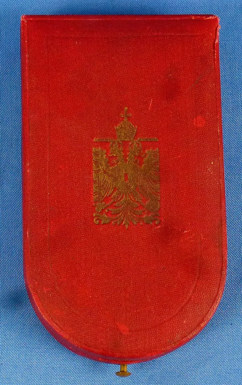 Cased Imperial Austrian 'Signum Laudis' Military Merit Medal — image 5