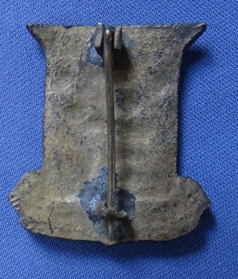 Philippine Enameled 21 Invincible DI/Crest — image 2