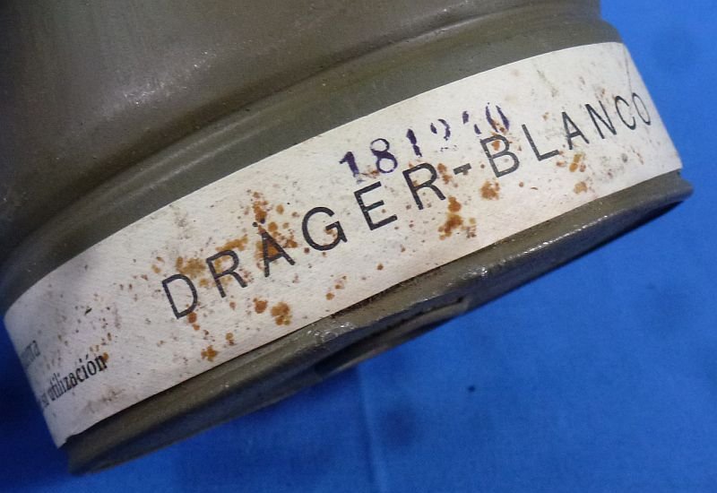 Spanish Civil War Gas Mask in Carrying Canister — image 8