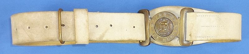 British Army White Leather Belt with 'Dieu Et Mon Droit' Buckle — image 2