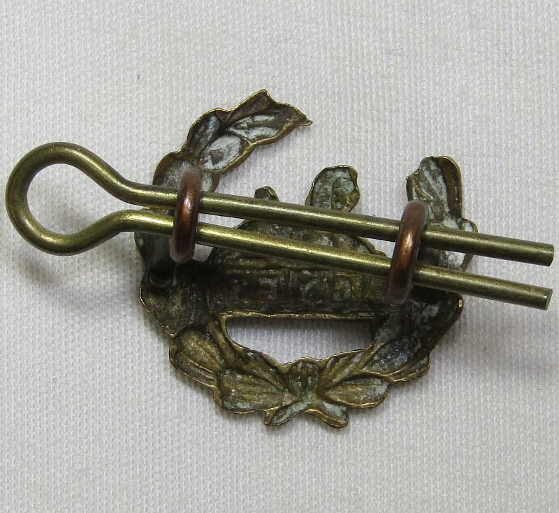 Gloucestershire Regiment Collar Insignia — image 2