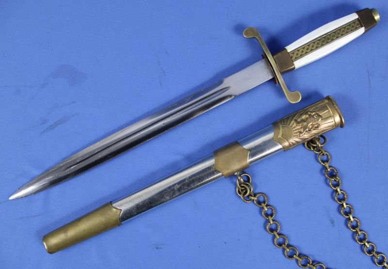 Model 1951 Bulgarian Army Officer Dagger — image 2