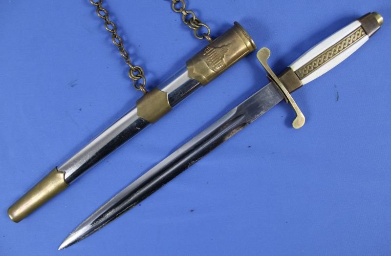 Model 1951 Bulgarian Army Officer Dagger — image 3