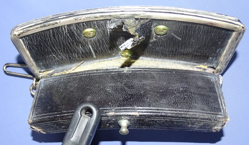 British Victorian 14th Hussars Silver Mounted Cartridge Pouch — image 5