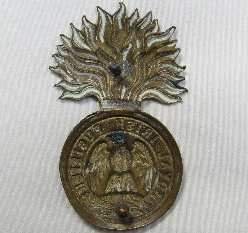 Victorian Royal Irish Fusiliers Glengarry Badge — image 2
