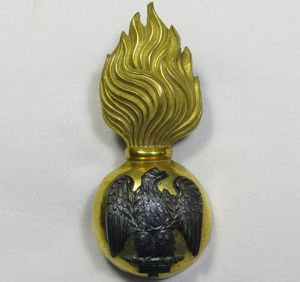 Victorian Royal Irish Fusilier Officers Bearskin Badge