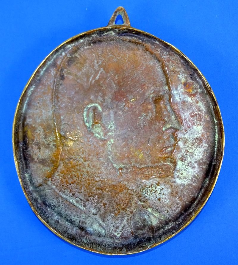 Large Benito Mussolini Brass Plaque — image 2