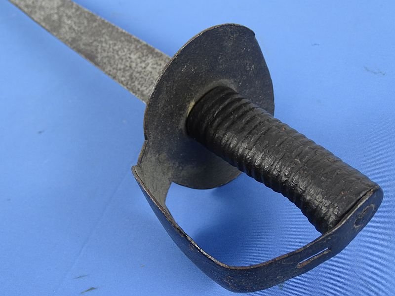 British Navy Pattern 1804 Napoleonic Wars 'Figure 8' Boarding Cutlass — image 8