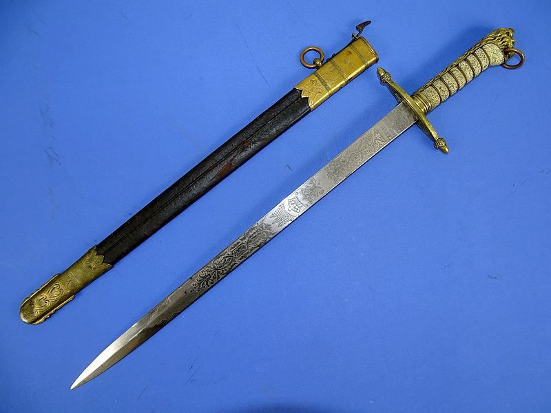 Victorian Period British Pattern 1856 Royal Navy Midshipman Dirk Engraved to 'A.E.A. Freemantle, R.N.' — image 3