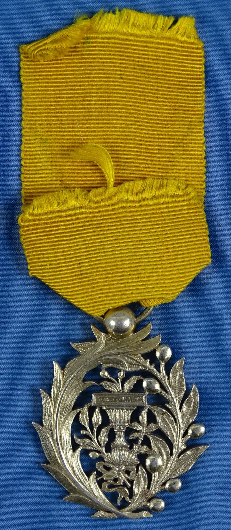 Kingdom of Cambodia Royal Order of Moniseraphon 5th Class — image 2