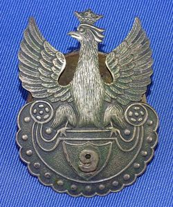 Polish Army Cap Badge with Number '9'