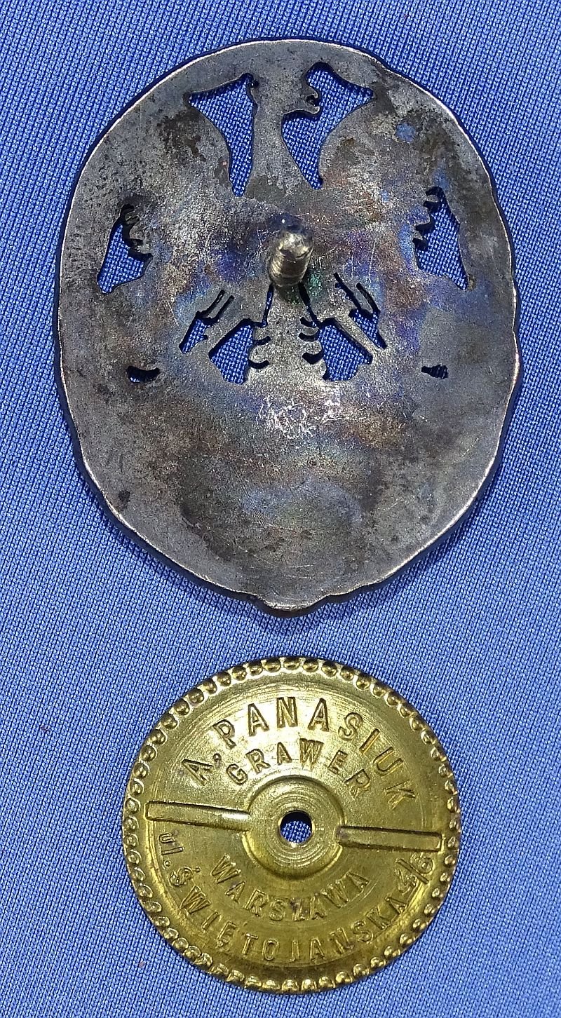 Polish 19th Infantry Regiment Badge — image 2