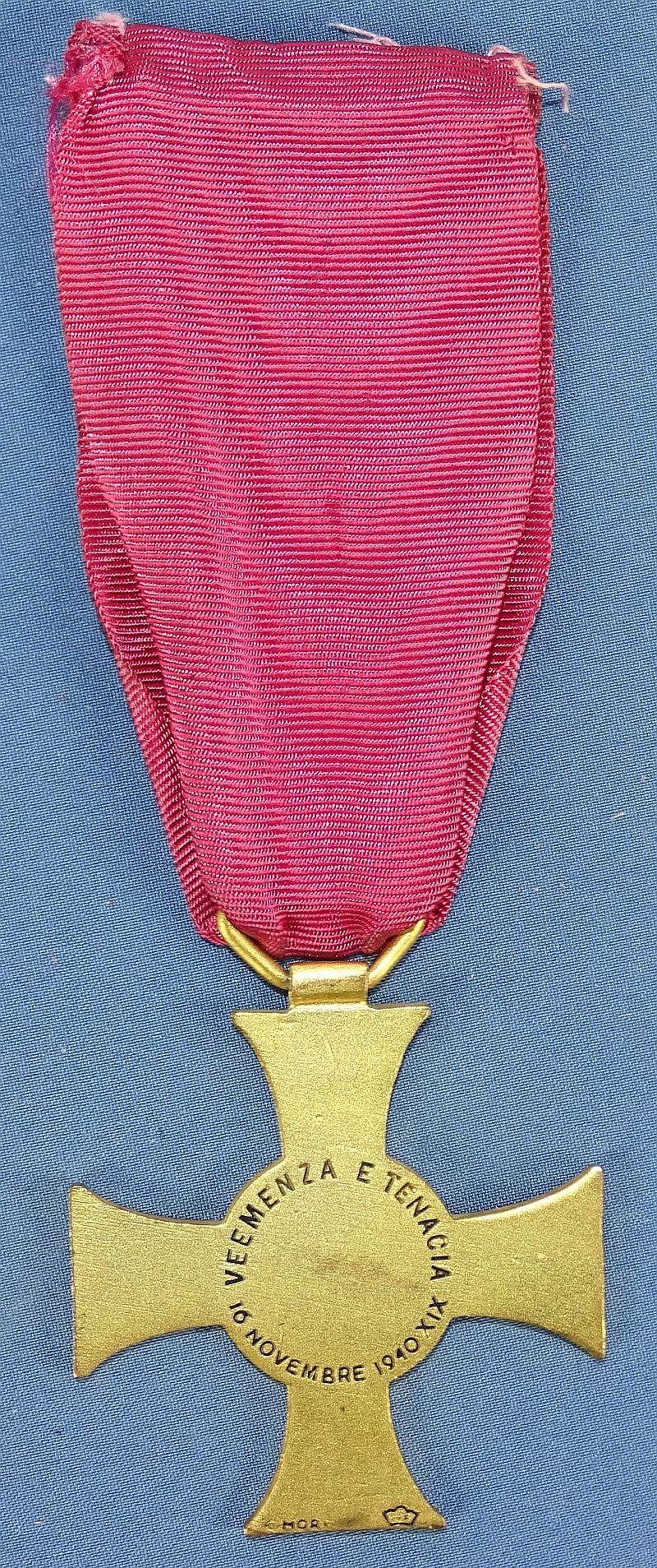 WWII Italian Commemorative Cross of the 11th Army — image 2