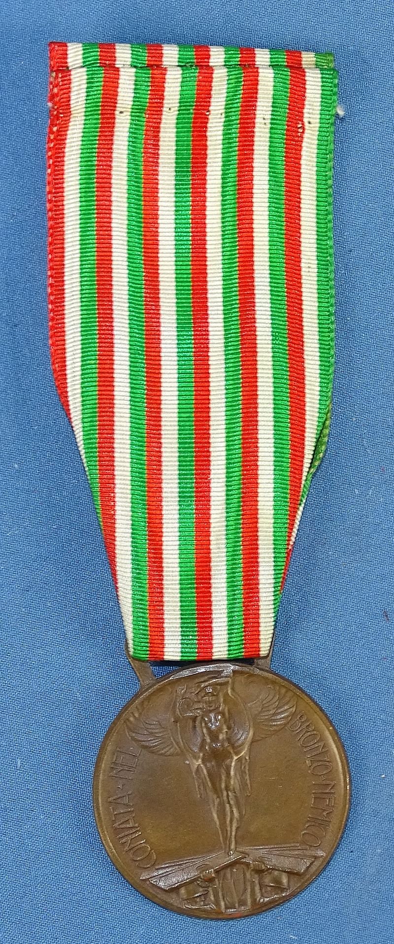 Italian Commemorative Medal for the Italo-Austrian War 1915–1918 — image 2