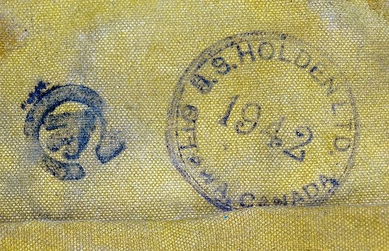 1942 Dated Canadian Collapsible Water Bucket — image 4