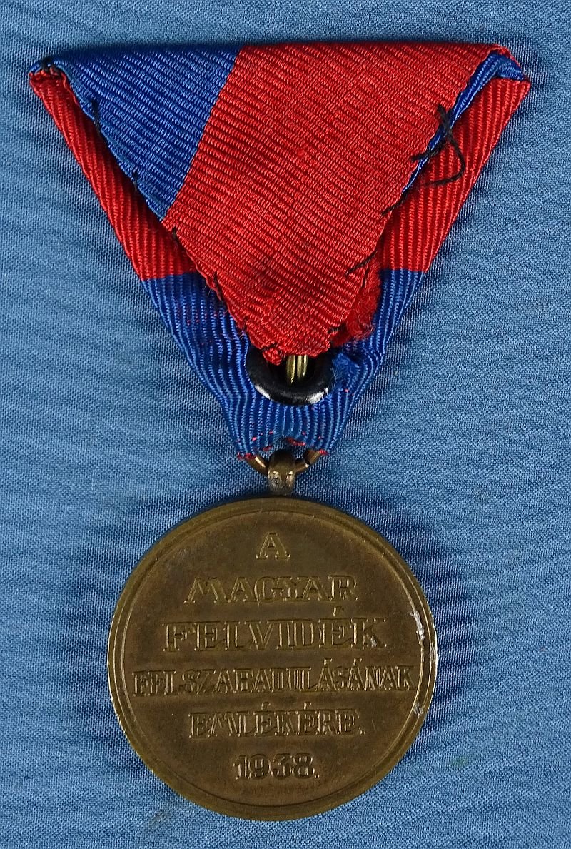 1938 Hungarian Commemorative Medal for the Liberation of Upper Hungary — image 2