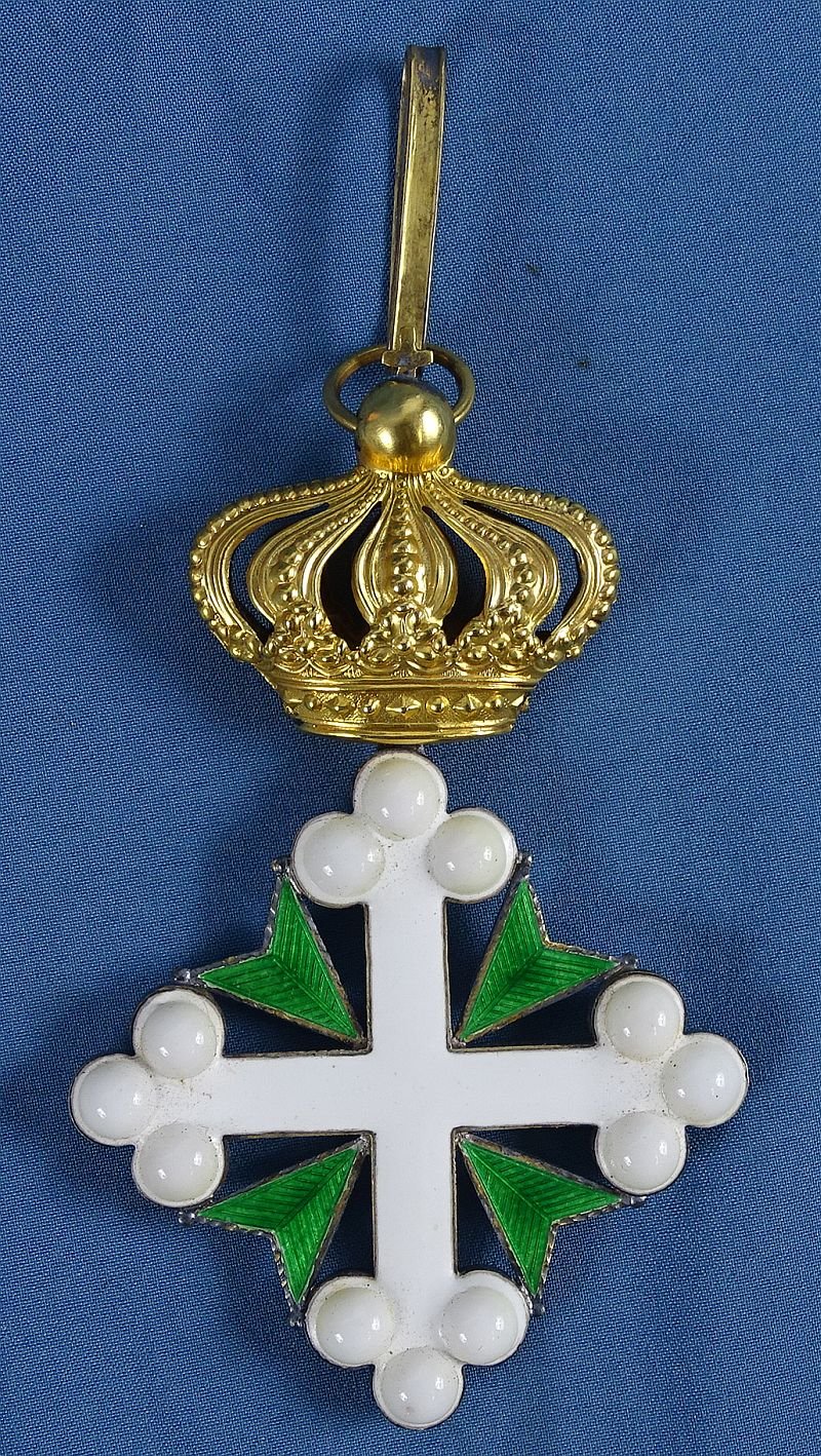 Cased Kingdom of Italy Order of Saints Maurice and Lazarus Commander Neck Cross Set — image 3
