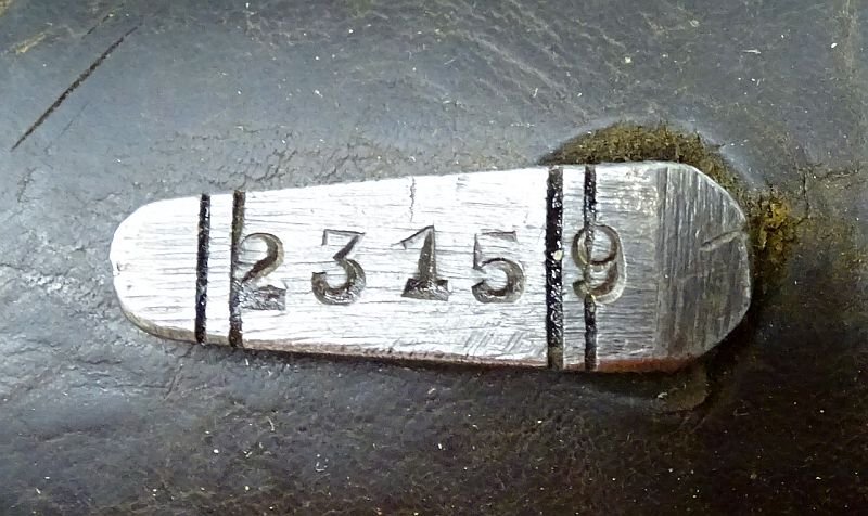 Yugoslavian Model 1924 Short Bayonet with Matching Numbers and Frog — image 10
