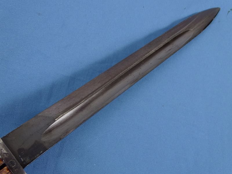 Yugoslavian Model 1924 Short Bayonet with Matching Numbers and Frog — image 5