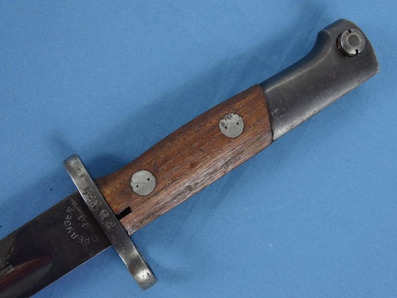 Yugoslavian Model 1924 Short Bayonet with Matching Numbers and Frog — image 8