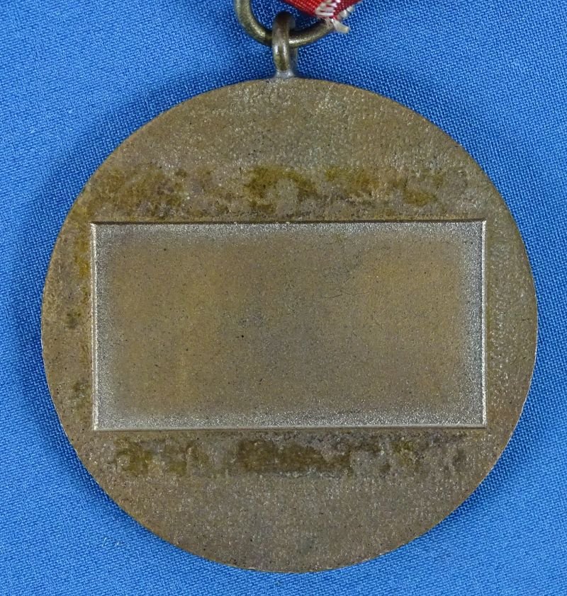 Yugoslavia People's Army Medal — image 3