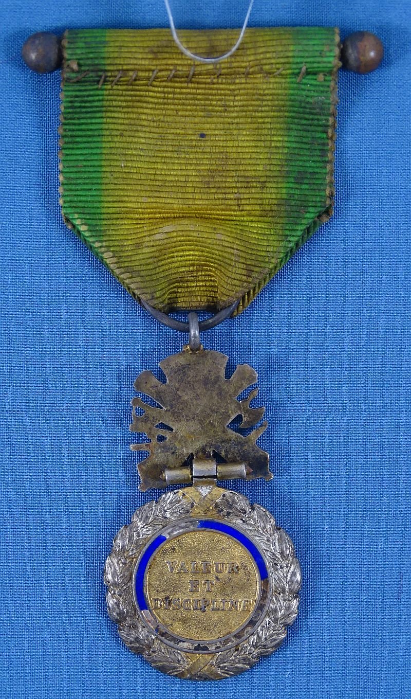 French Medaille Militaire on Suspension Bar — image 2