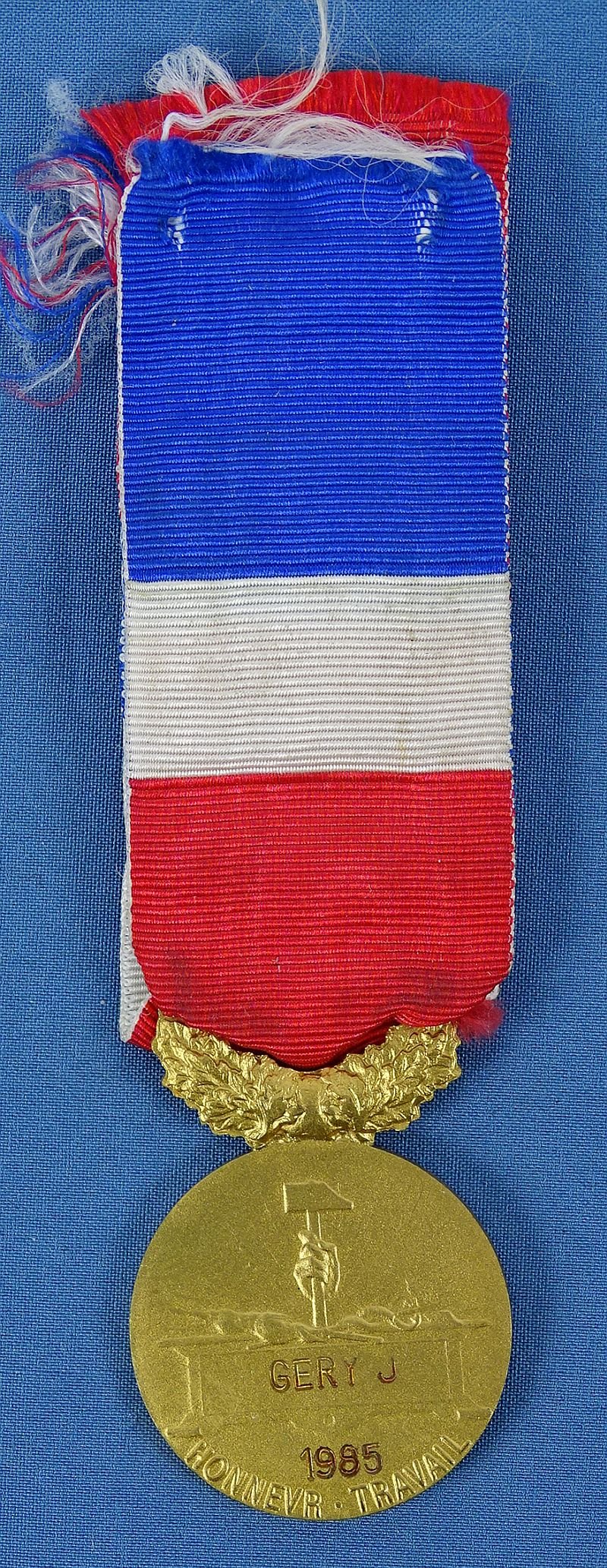 French Named 1985 Ministry of Labor Medal for 50 Years of Service — image 2
