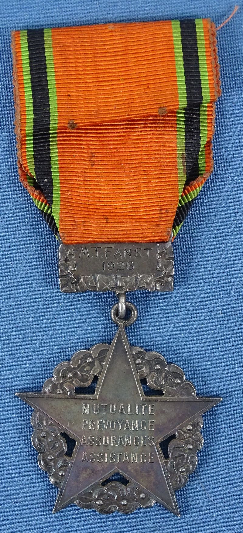 French Named 1926 Mutual Aid Society Medal — image 2