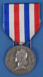 French Named 1961 Honor Medal of the Railroads